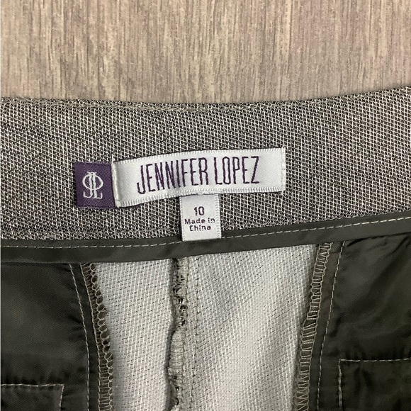 Women's Jennifer Lopez 10 Medium Shorts Chino Khakis Silver Glitter Stretch NWOT - Picture 6 of 7